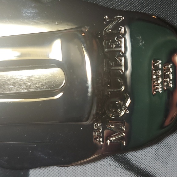 Alexander McQueen - Picture 2 of 5